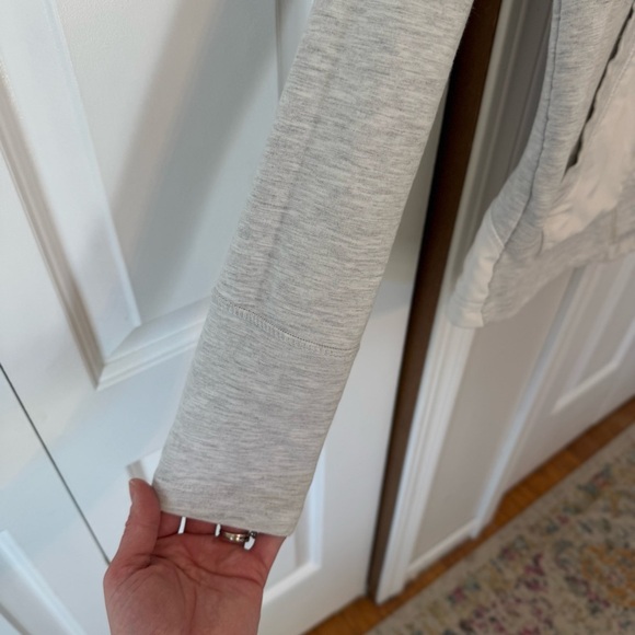 Studio by Energy Zone Women’s Zip Up Athletic Sweater Size Small - Picture 4 of 13